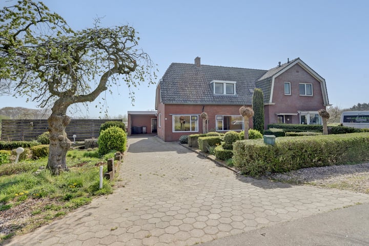 Mastboersweg 2a in Almelo foto