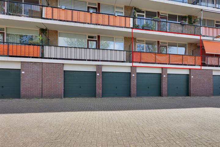 Matenalaan 13 in Arnhem foto
