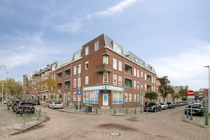 Mathenesserstraat 47E in Rotterdam foto