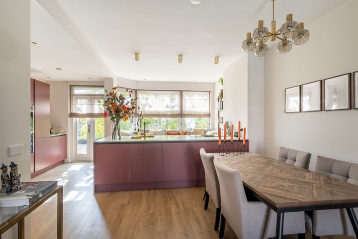 Mathenesserweg 115A-03 in Rotterdam