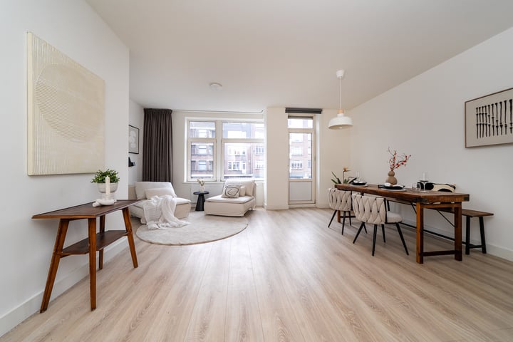 Mathenesserweg 127B in Rotterdam foto