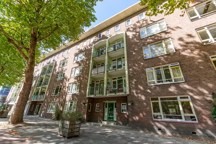 Mathenesserweg 173C in Rotterdam foto