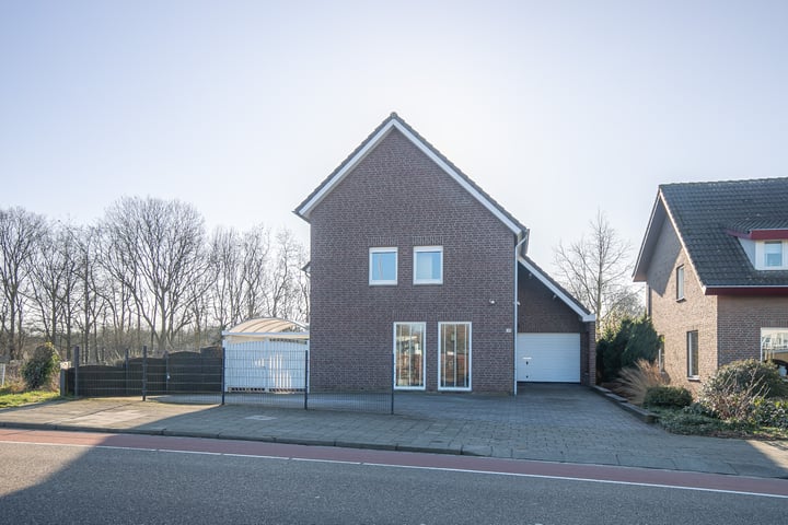 Mauritslaan 82 in Urmond foto