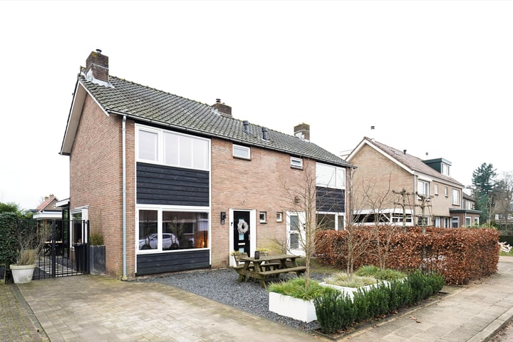 Mauritsstraat 18 in Putten foto