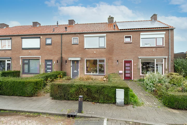 Mauritsstraat 18 in Geldermalsen foto