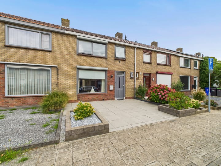 Mauvestraat 8 in Terneuzen foto