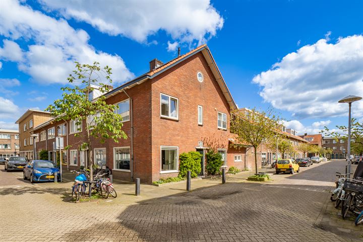 Medanstraat 25 in Utrecht foto