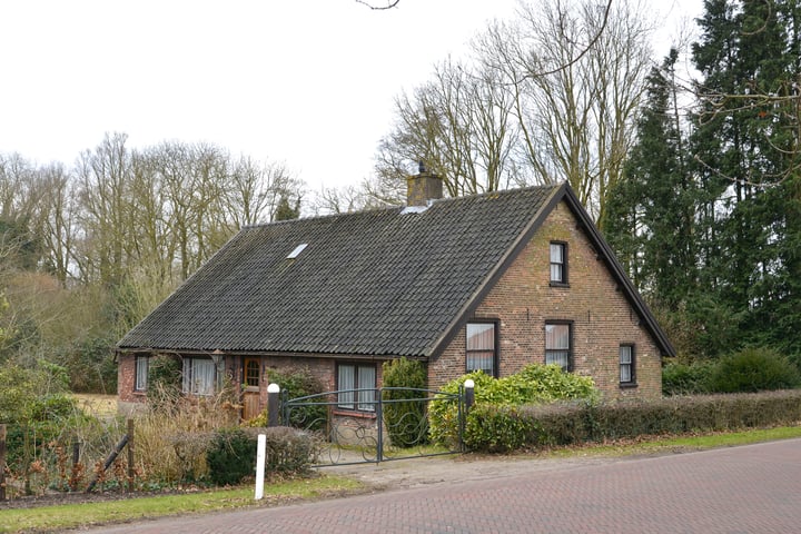 Meentweg 5 in Eemnes foto