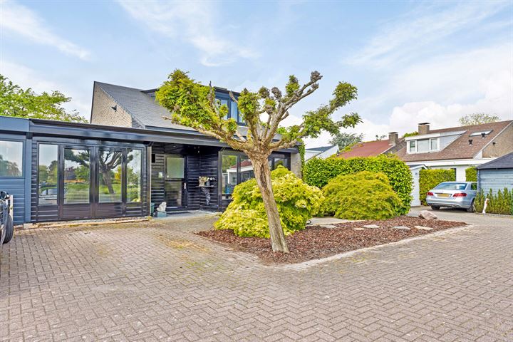 Meerewijck 51 in Leimuiden foto