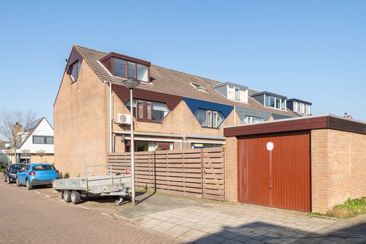 Meerkoet 40 in Ridderkerk foto