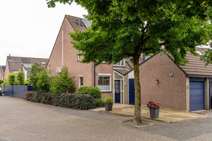 Meerkoetmeen 24 in Harderwijk foto