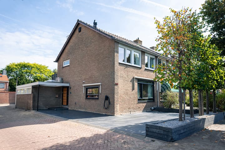 Meerlaan 219 in Hillegom