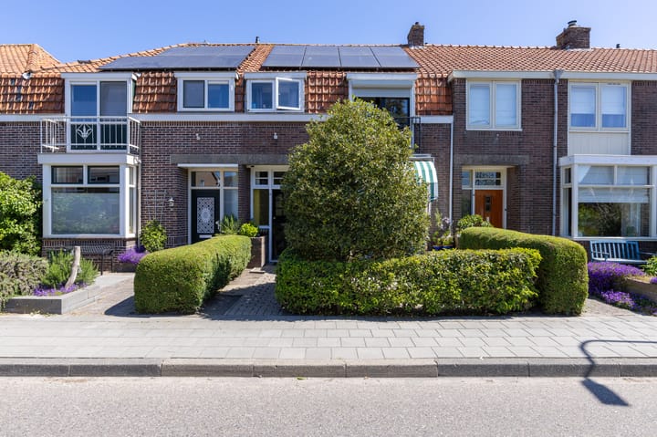 Meerlaan 30 in Medemblik foto