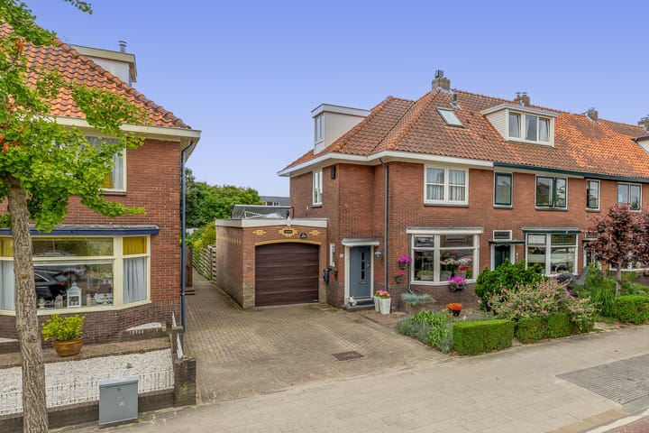 Meerlaan 84 in Hillegom foto