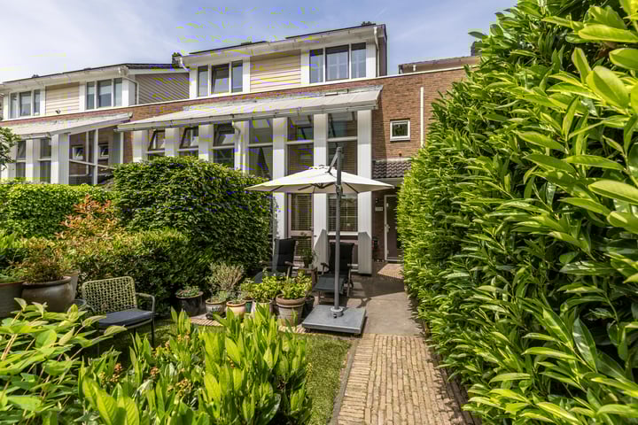Meerum Terwogtlaan 259 in Rotterdam foto