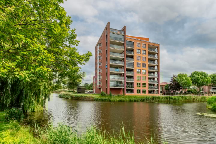 Meerwedesingel 163 in Barendrecht foto