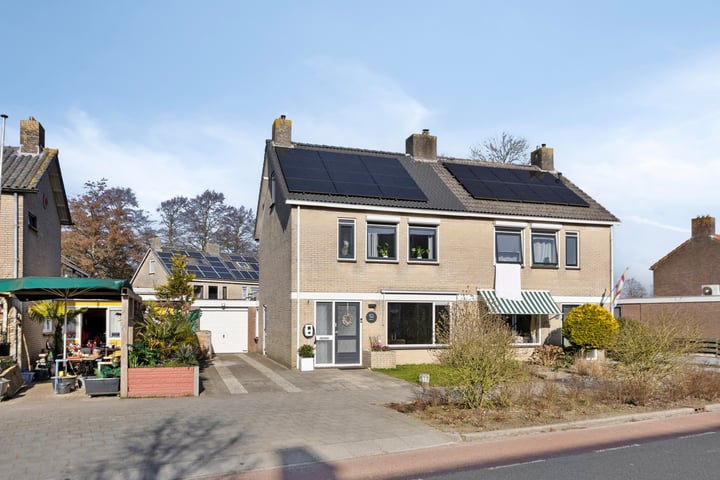 Meerweg 12 in Rutten foto