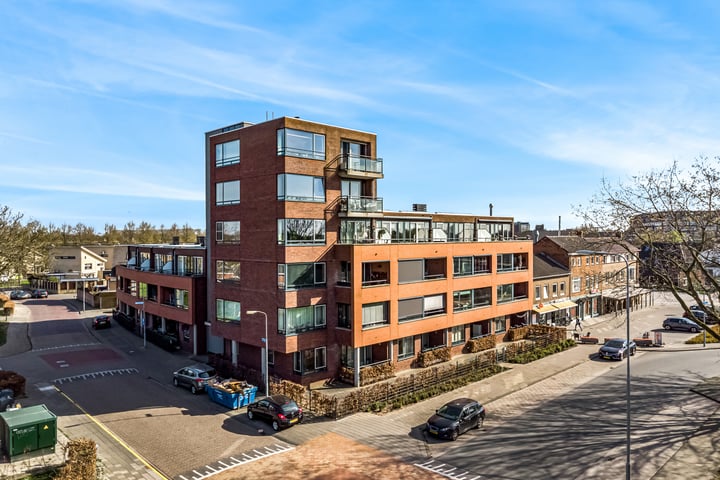 Meeslaan 2-22 in Tiel foto
