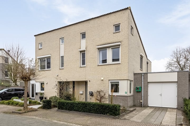 Meester de Groetlaan 4 in 's-Hertogenbosch foto