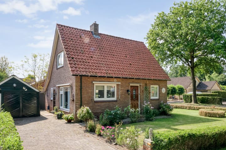Meester Hoekstrastraat 2 in Vledderveen foto