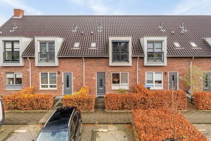 Meester J van Dolderenstraat 13 in Kesteren foto