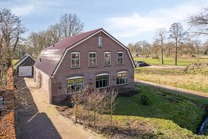 Meester Kunstweg 57 in Vriezenveen