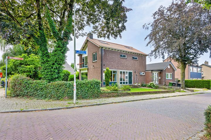 Meester Merkxstraat 1 in Arnhem foto
