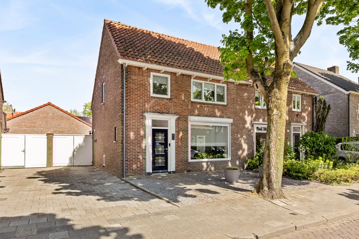 Meester Schrauwenstraat 12 in Gilze foto