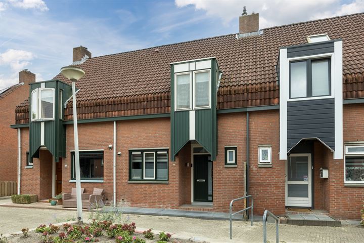 Foto van woning Meeuwenhoek 10, Spijkenisse