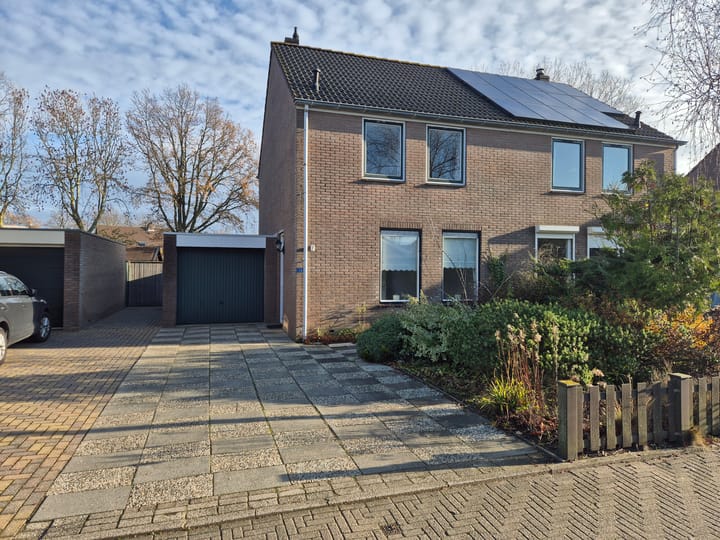 Foto van woning Meeuwenlaan 13, Nieuwerkerk