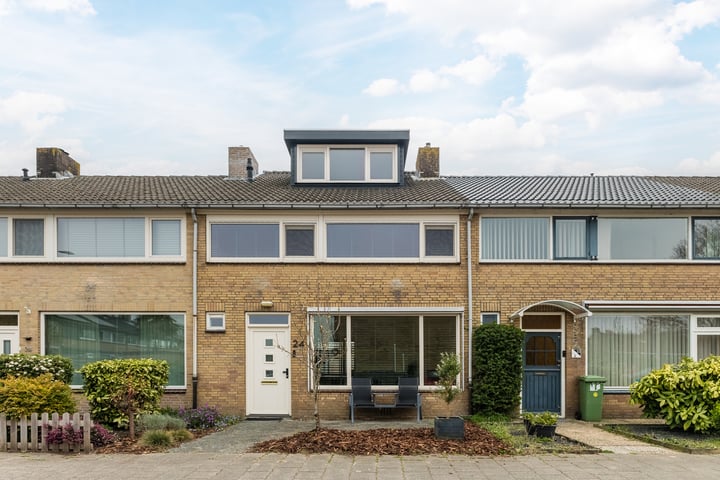 Meeuwenlaan 24 in Vinkeveen foto