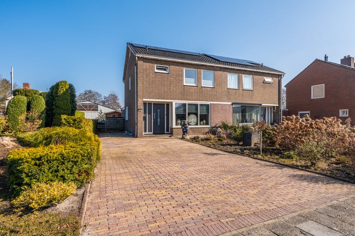 Meeuwenstraat 1a in Foxhol foto