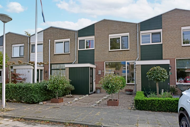 Meeuwenveld 10 in Nieuwveen foto