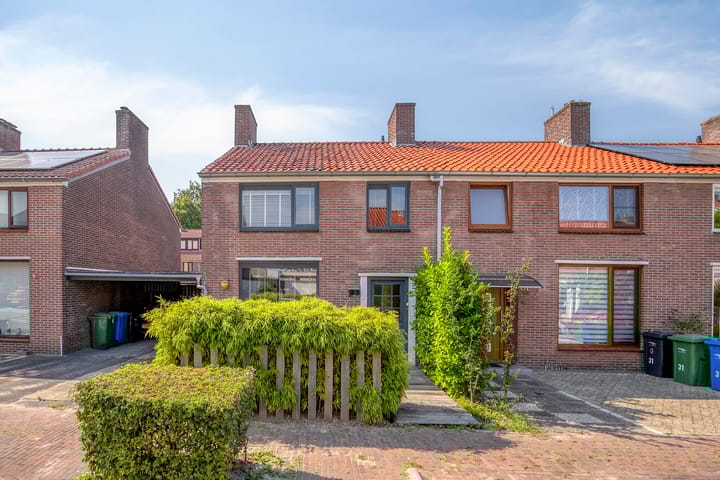 Meeuwenwetering 33 in Hoogvliet Rotterdam foto