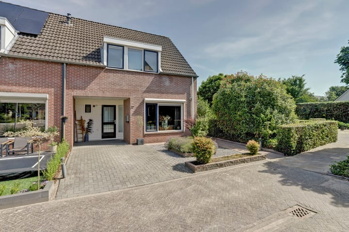 Foto van woning Meidoorn 27, Haaksbergen