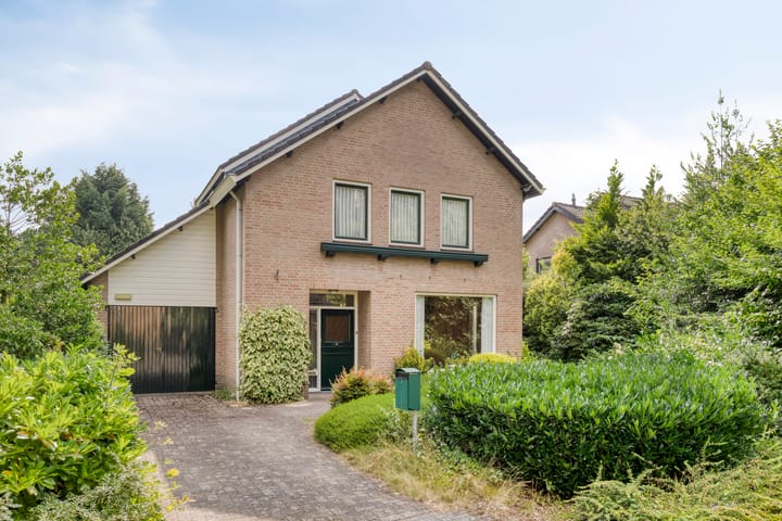 Meidoorn 44 in Geldrop