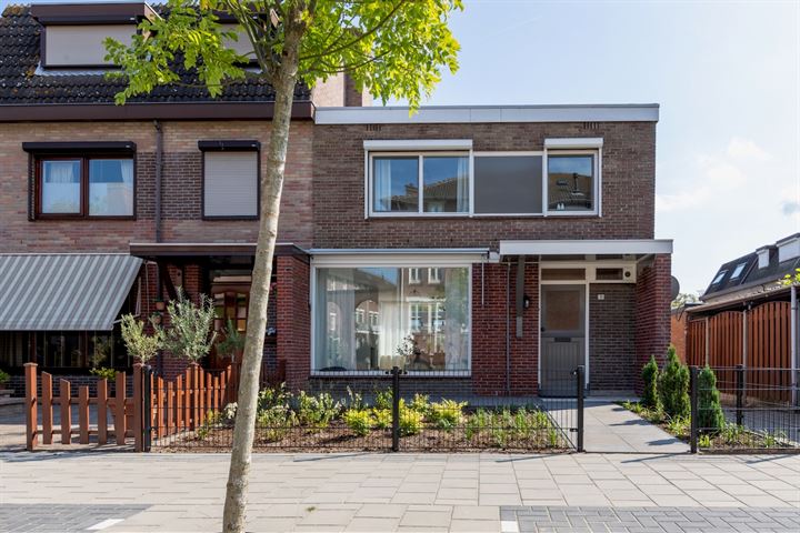 Meidoornlaan 11 in Bergen op Zoom foto