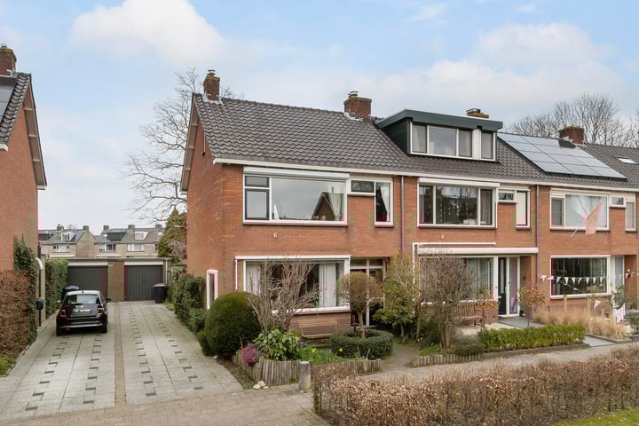 Meidoornlaan 28 in Dordrecht foto