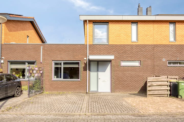 Meidoornstraat 119 in Losser foto