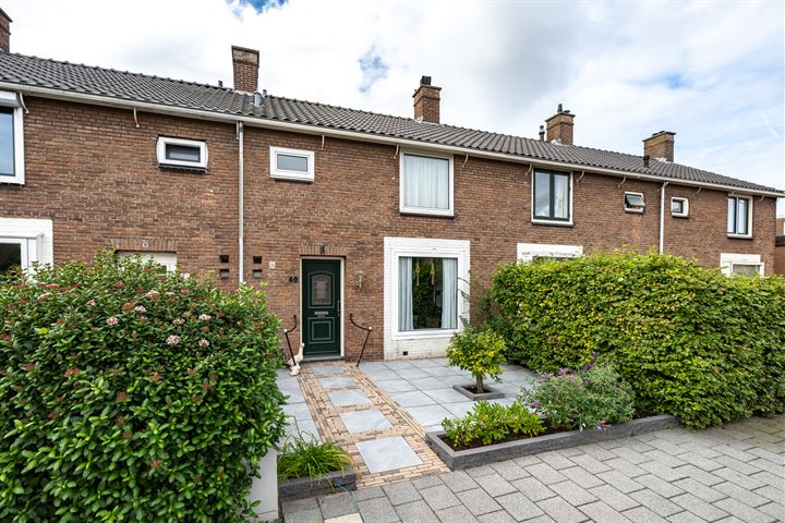 Meidoornstraat 40 in Beverwijk foto