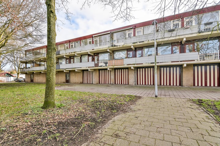 Meidoornweg 94 in Badhoevedorp foto