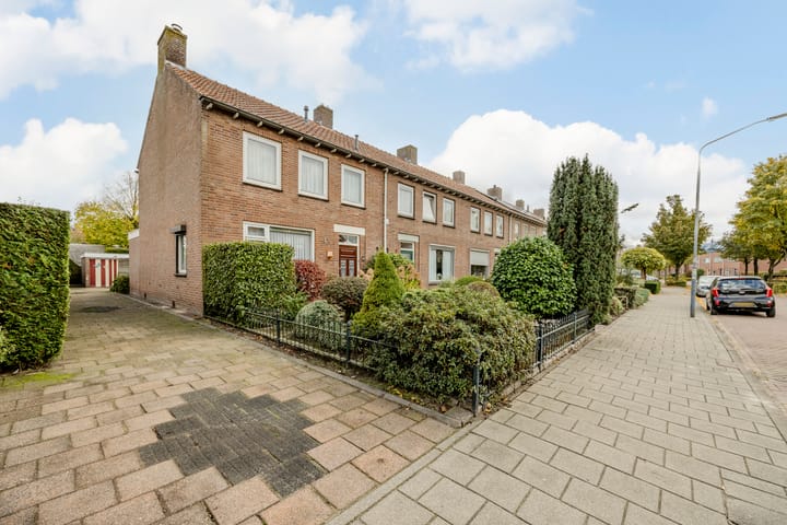 Meierstraat 1 in Gilze foto