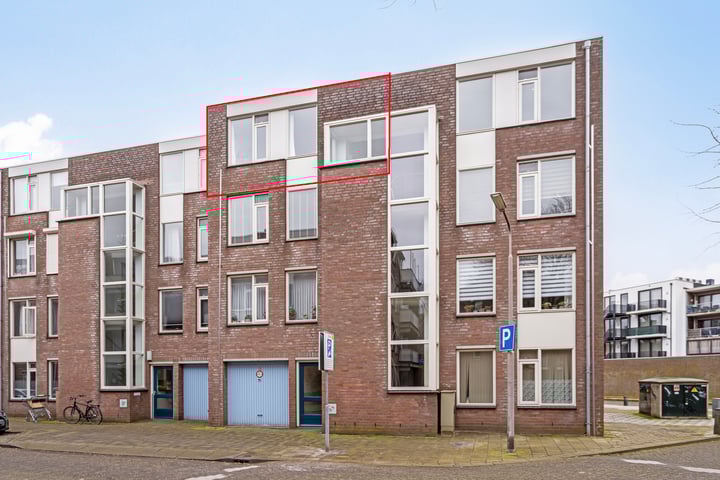 Meijer van Leeuwenstraat 49 in Oss foto