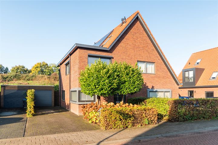 Meindert Hobbemastraat 21 in Kesteren foto