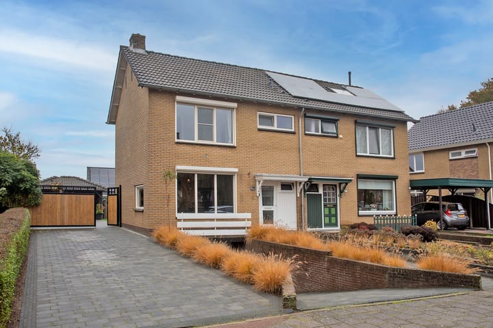 Meindert Hobbemastraat 6 in Rijssen