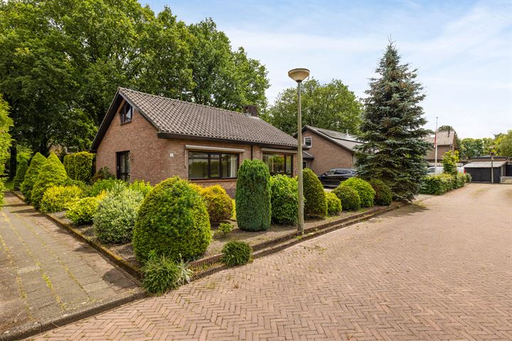 Meinwerkstraat 8 in Putten foto