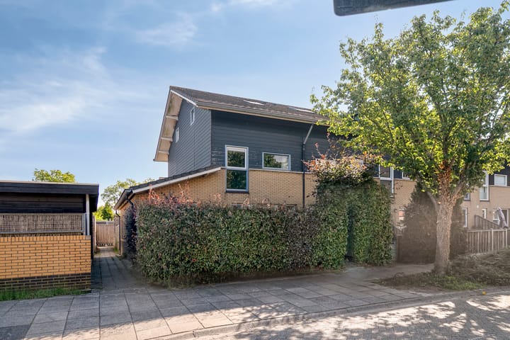 Meistraat 28 in Almere