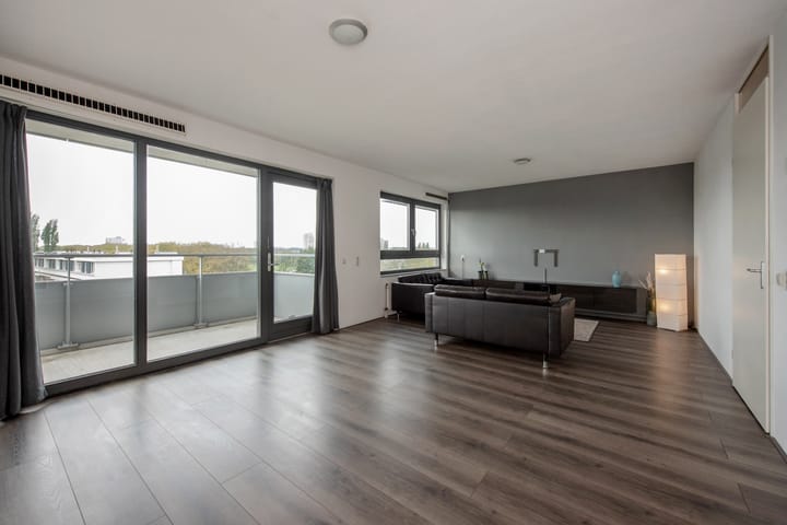 Melis Stokelaan 2024 in 's-Gravenhage foto