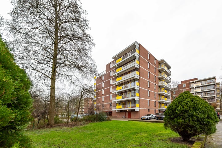 Melis Stokezijde 106 in 's-Gravenhage foto