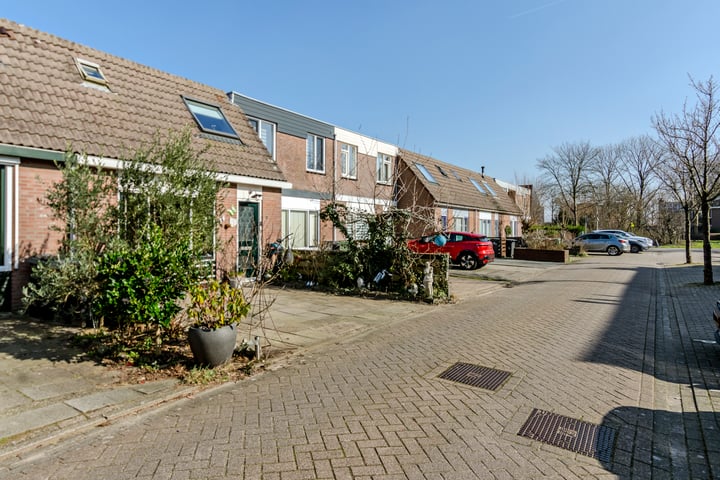 Melkkruid 14 in Purmerend foto